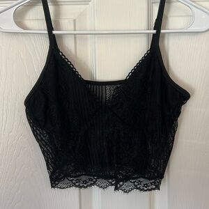Black crop tank